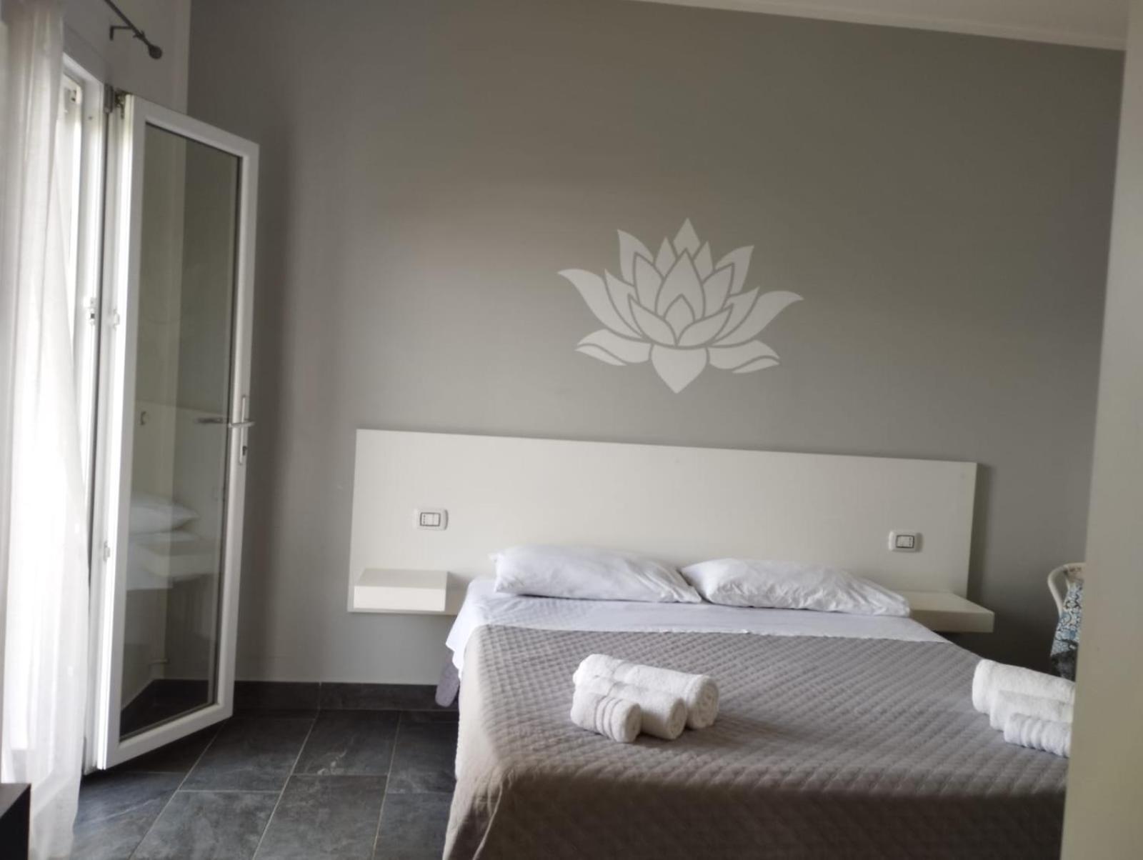 Fiore Di Loto Rooms Carini Extérieur photo